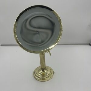Vanity Magnifying Mirror